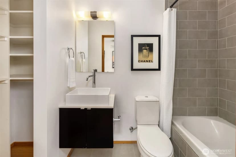 Property photo for 812 S Orcas Street #b, Seattle photo 26