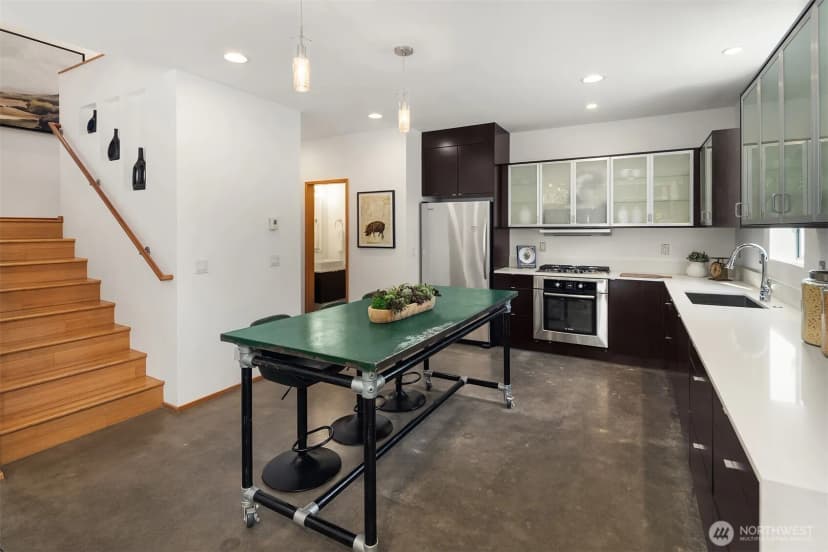 Property photo for 812 S Orcas Street #b, Seattle photo 12