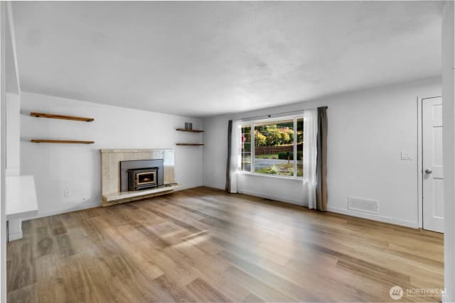 Property photo for 13920 30th Avenue Nw, Tulalip photo 5