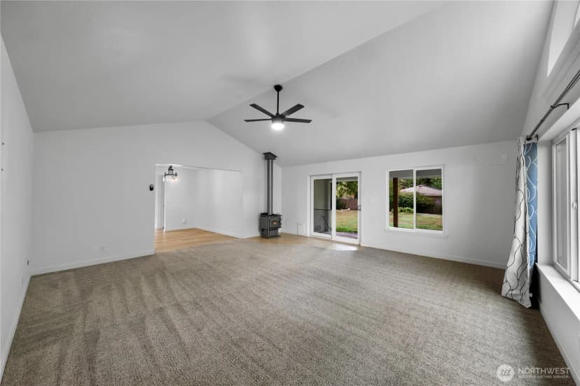 Property photo for 13920 30th Avenue Nw, Tulalip photo 11