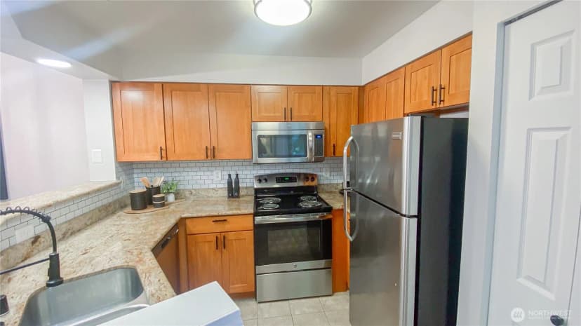 Property photo for 15300 112th Avenue Ne #b108, Bothell photo 6