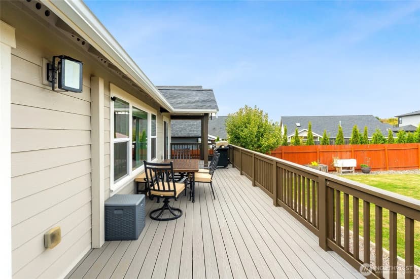Property photo for 5958 Monument Drive, Ferndale photo 6