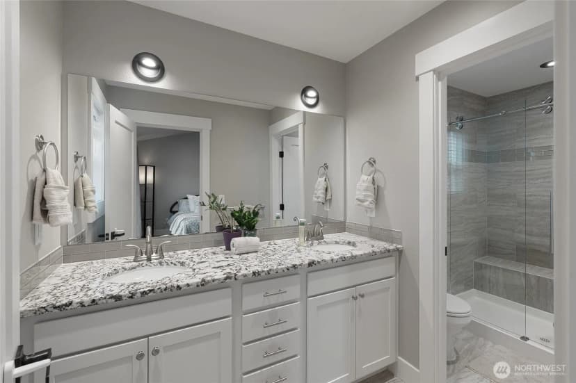 Property photo for 5958 Monument Drive, Ferndale photo 13