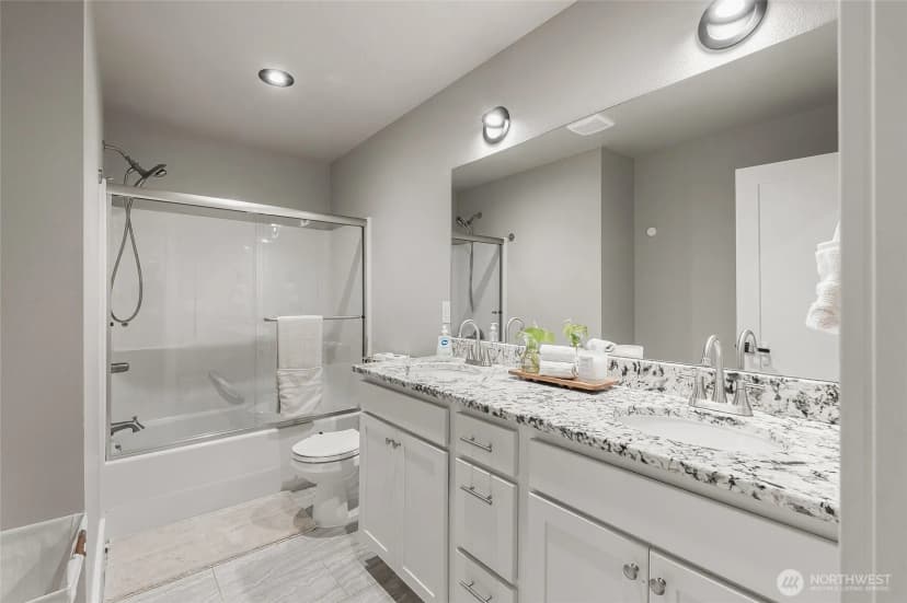 Property photo for 5958 Monument Drive, Ferndale photo 15
