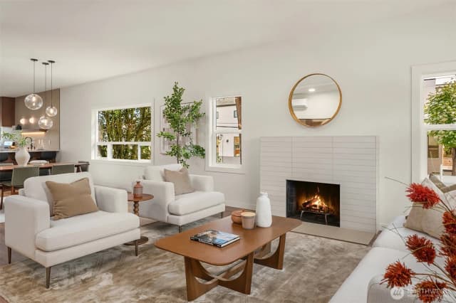 Property photo for 150 24th Avenue, Seattle photo 4