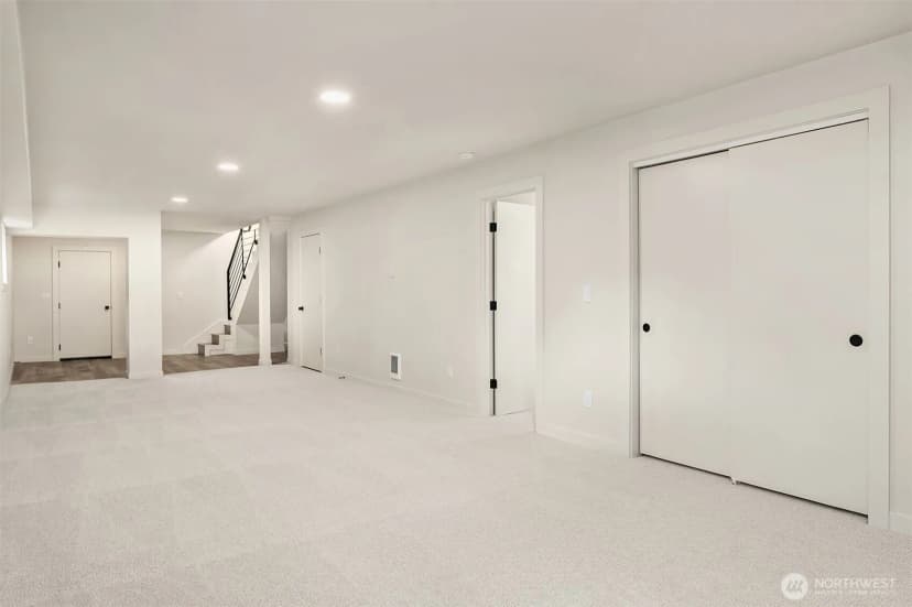 Property photo for 150 24th Avenue, Seattle photo 29