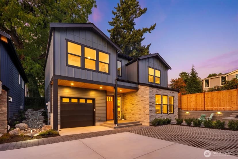 Property photo for 634 + 636 Eleventh Avenue, Kirkland photo 4
