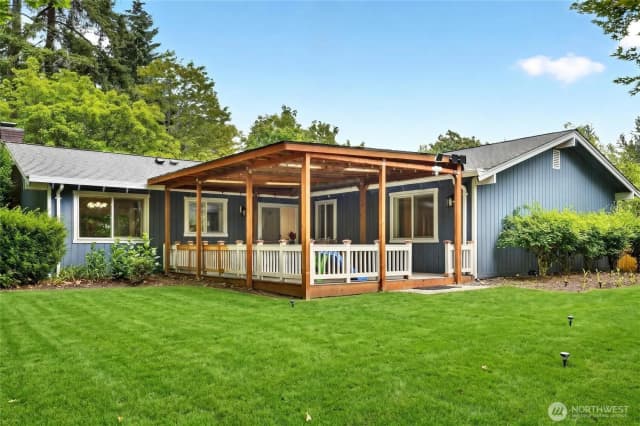 Property photo for 11527 113th Place Ne, Kirkland