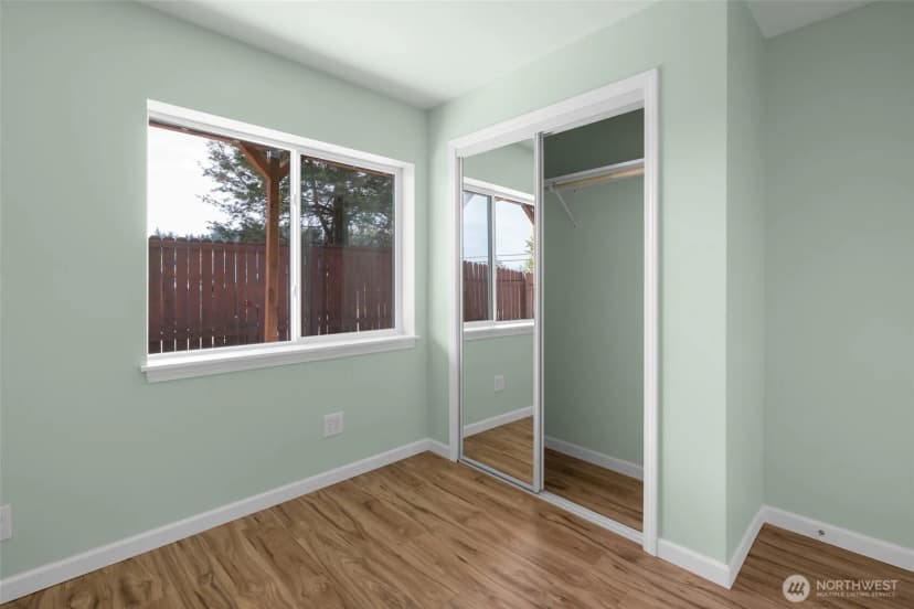 Property photo for 303 Ne 6th Street, Coupeville photo 29