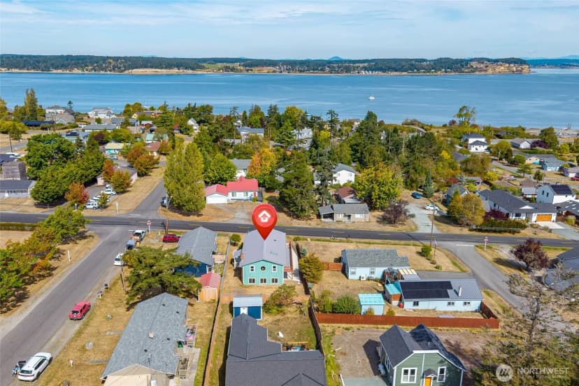 Property photo for 303 Ne 6th Street, Coupeville photo 38