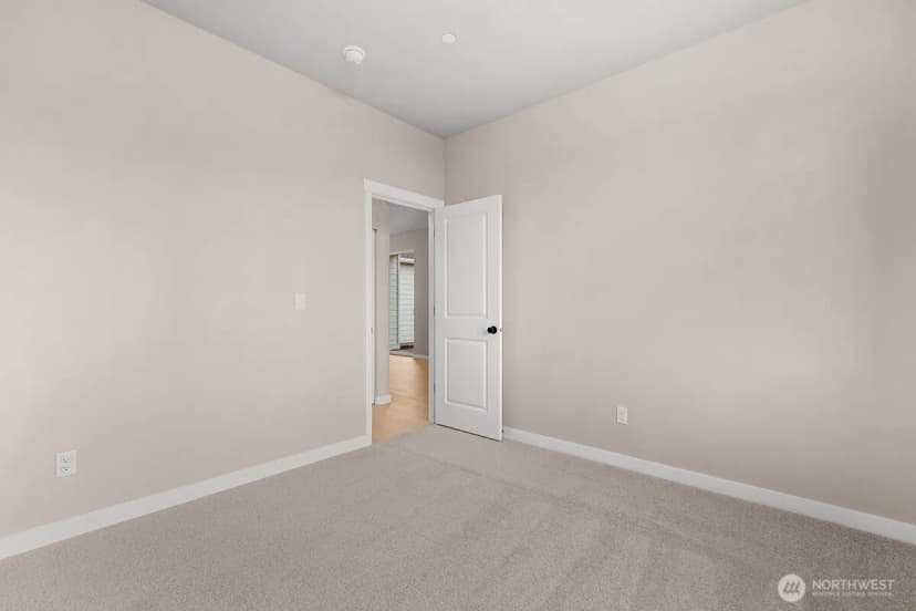 Property photo for 4806 83rd Avenue Ne, Marysville photo 12