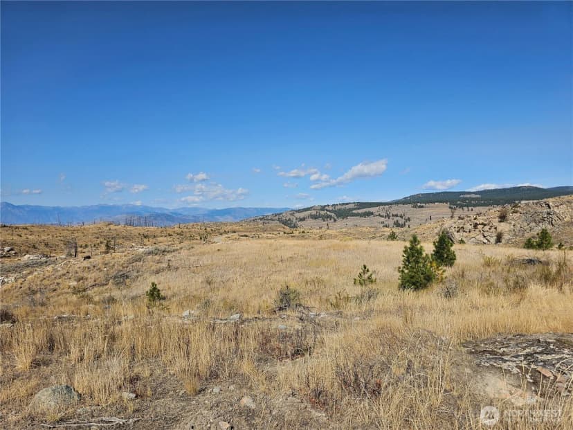 Property photo for 84 Allen Drive, Oroville photo 14