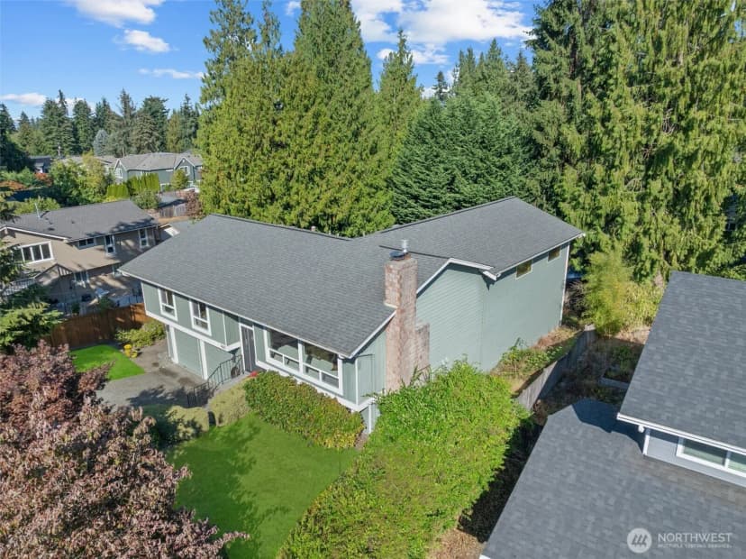 Property photo for 7622 130th Avenue Ne, Kirkland photo 30
