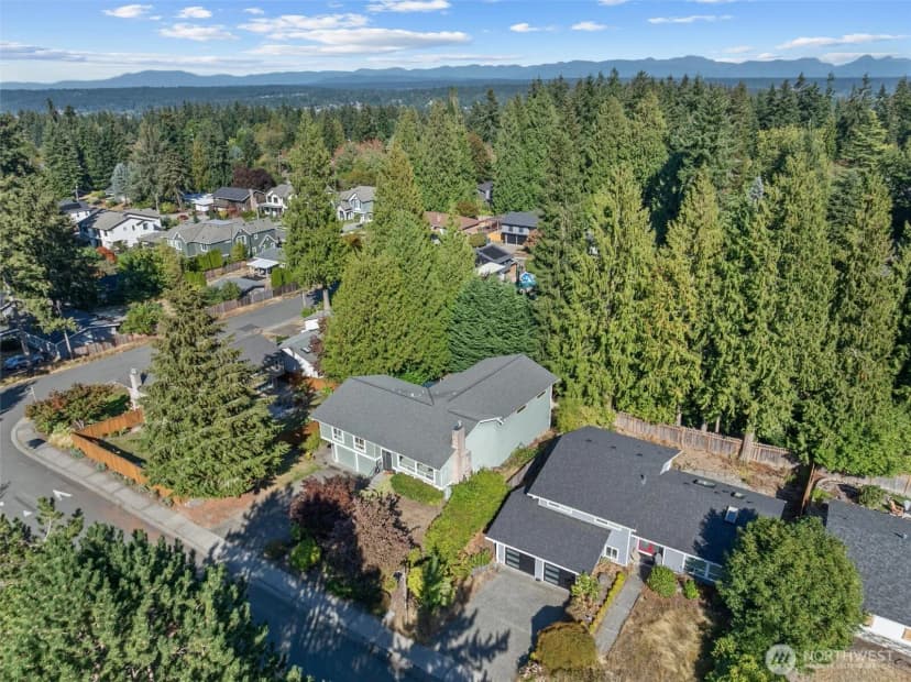 Property photo for 7622 130th Avenue Ne, Kirkland photo 32