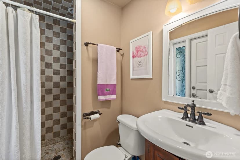 Property photo for 7622 130th Avenue Ne, Kirkland photo 15