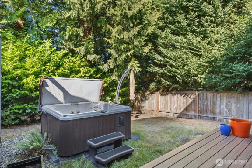 Property photo for 7622 130th Avenue Ne, Kirkland photo 26