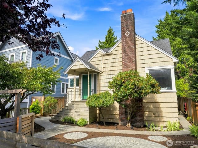 Property photo for 1116 N 76th Street, Seattle