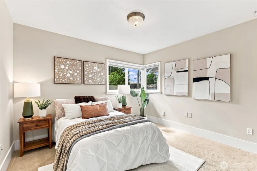 Property photo for 1116 N 76th Street, Seattle photo 10