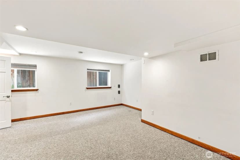 Property photo for 1116 N 76th Street, Seattle photo 19