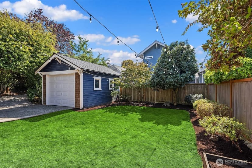 Property photo for 135 Ne 53rd Street, Seattle photo 31