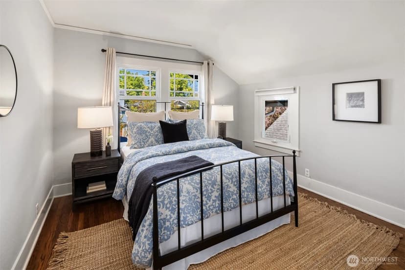 Property photo for 135 Ne 53rd Street, Seattle photo 16