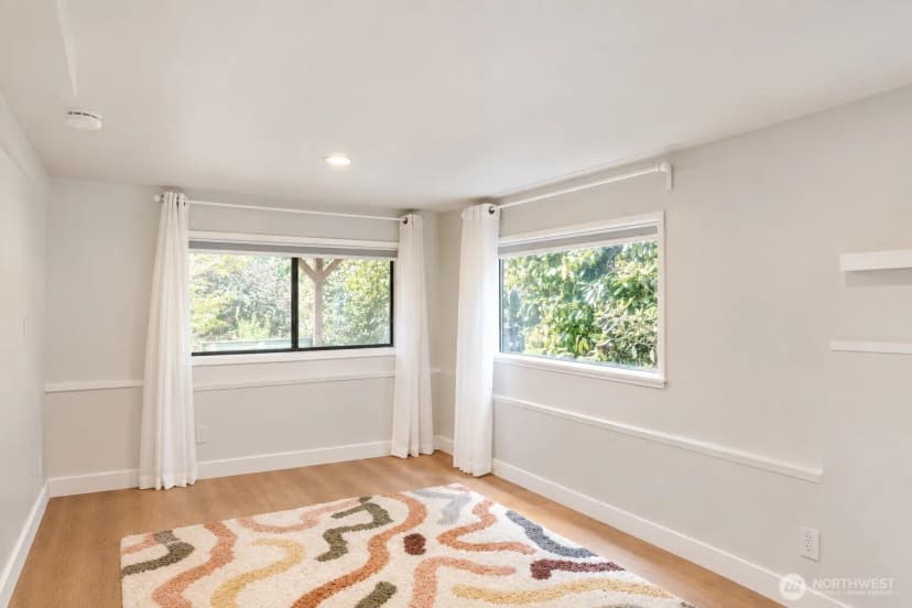 Property photo for 4732 45th Avenue Sw, Seattle photo 13
