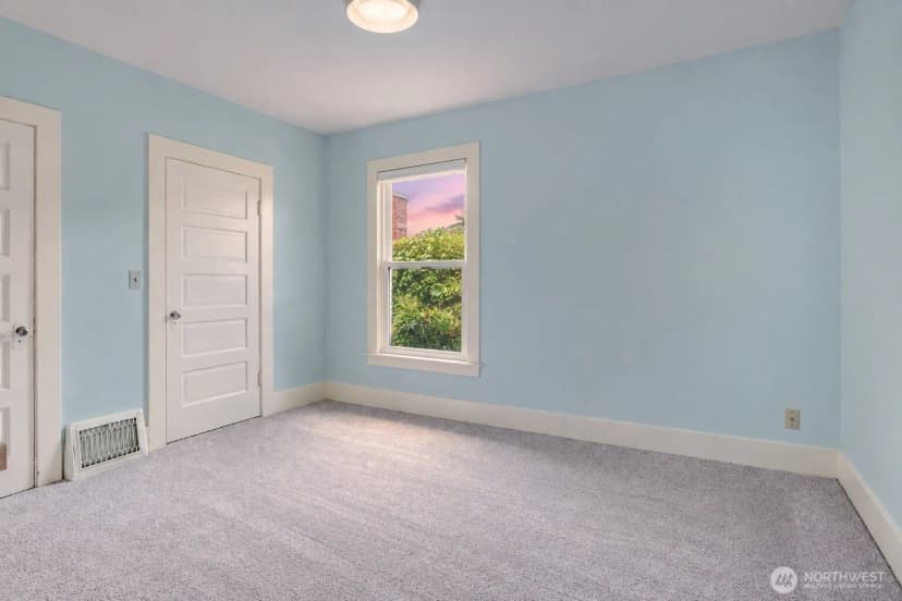 Property photo for 4732 45th Avenue Sw, Seattle photo 17