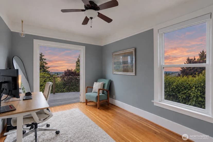 Property photo for 4732 45th Avenue Sw, Seattle photo 14