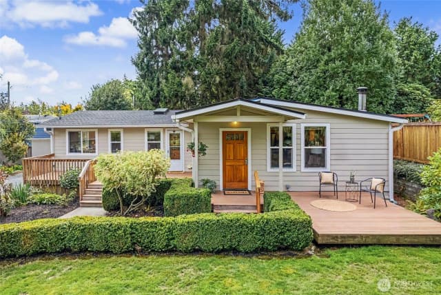 Property photo for 18043 Ashworth Avenue N, Shoreline photo 4