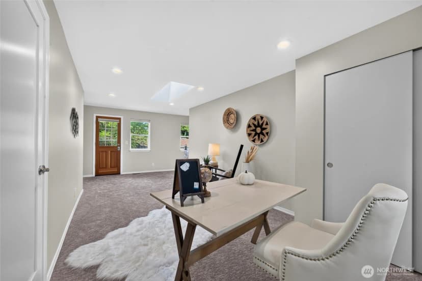 Property photo for 18043 Ashworth Avenue N, Shoreline photo 24