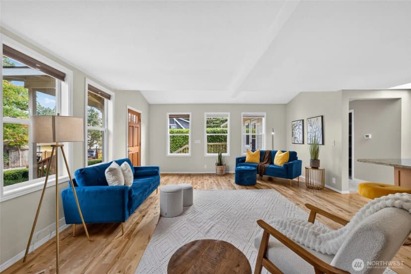 Property photo for 18043 Ashworth Avenue N, Shoreline photo 9