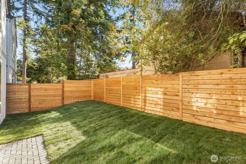 Property photo for 127 N 136th Street, Seattle photo 32