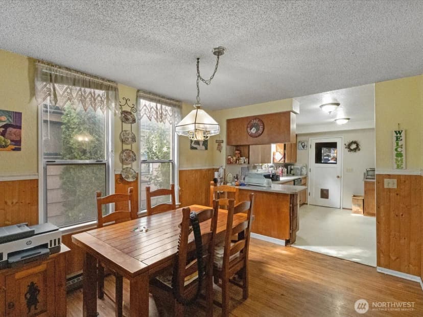 Property photo for 2407 Everett Avenue, Everett photo 12