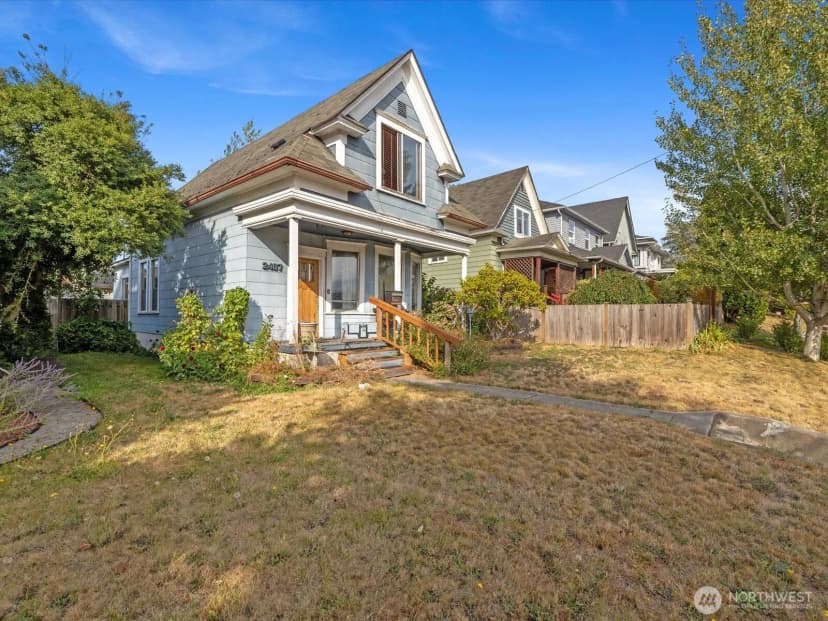 Property photo for 2407 Everett Avenue, Everett photo 3