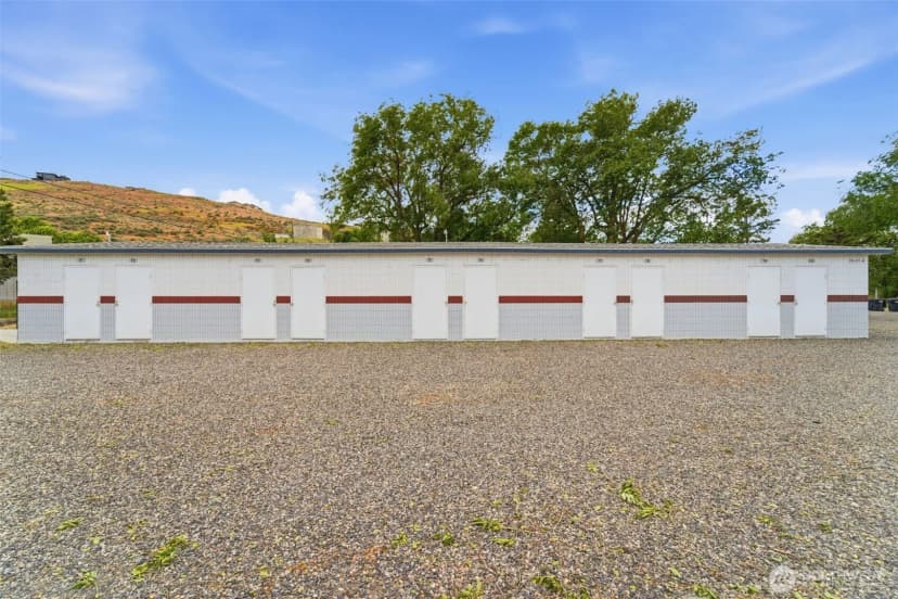 Property photo for 5885 W Van Giesen Street, West Richland photo 27
