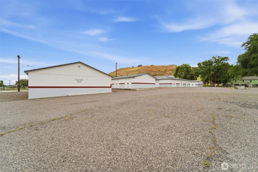 Property photo for 5885 W Van Giesen Street, West Richland photo 6
