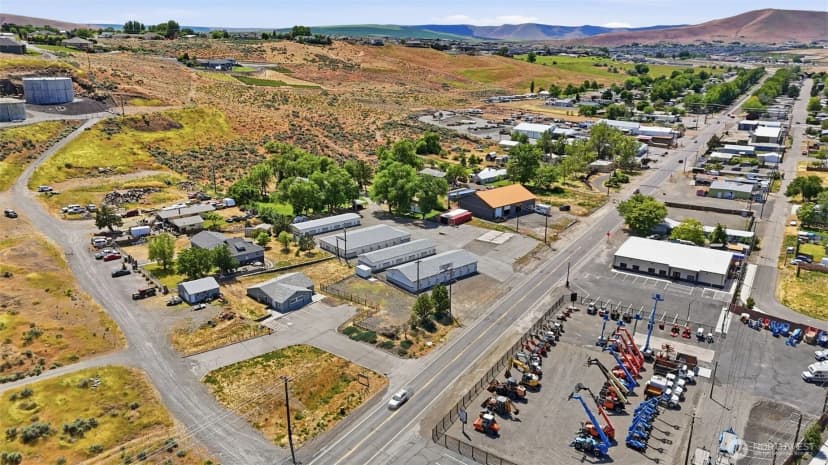 Property photo for 5885 W Van Giesen Street, West Richland photo 34
