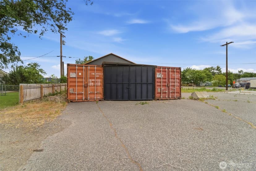 Property photo for 5885 W Van Giesen Street, West Richland photo 8