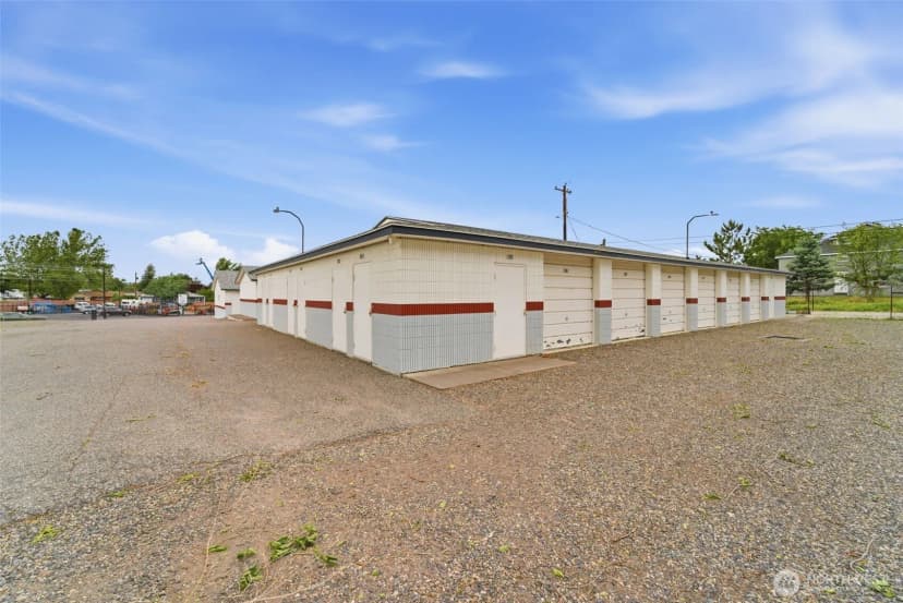 Property photo for 5885 W Van Giesen Street, West Richland photo 22