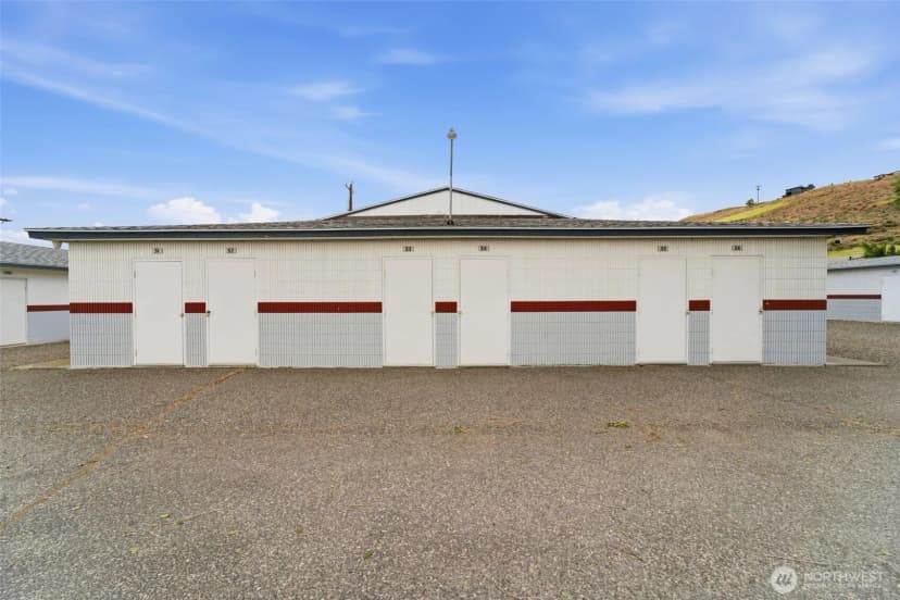 Property photo for 5885 W Van Giesen Street, West Richland photo 23