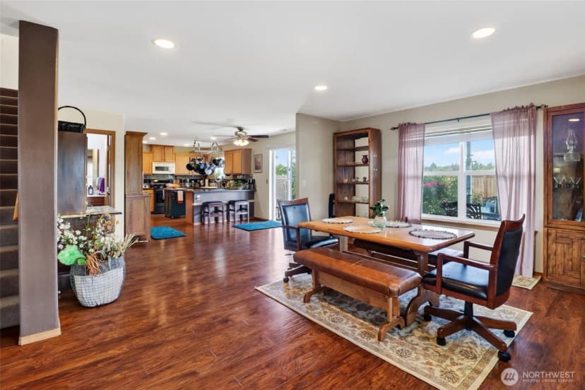 Property photo for 308 Easy Street Se, Rainier photo 7