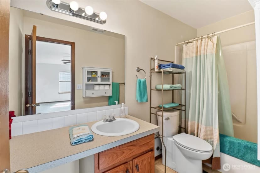 Property photo for 308 Easy Street Se, Rainier photo 28