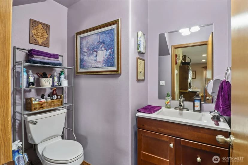 Property photo for 308 Easy Street Se, Rainier photo 13