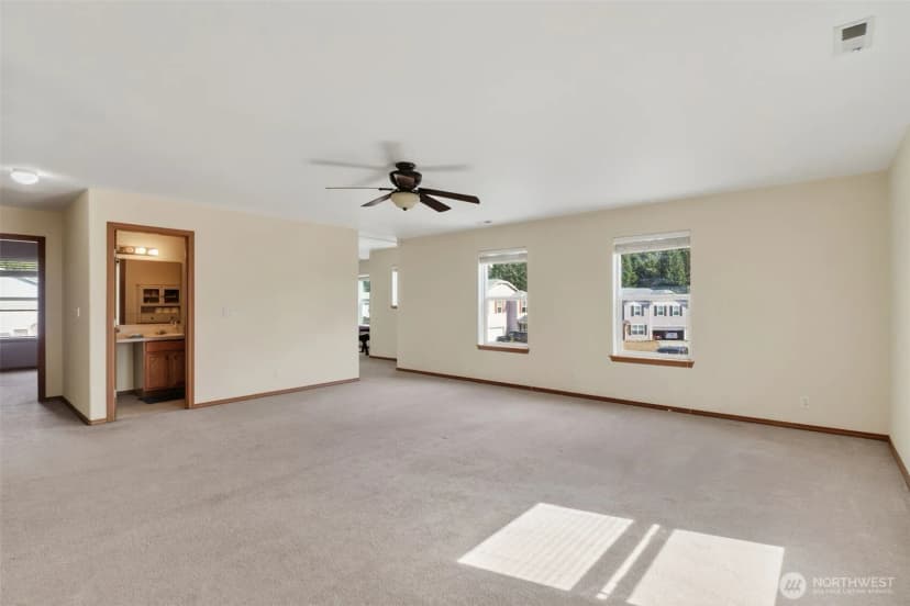 Property photo for 308 Easy Street Se, Rainier photo 16