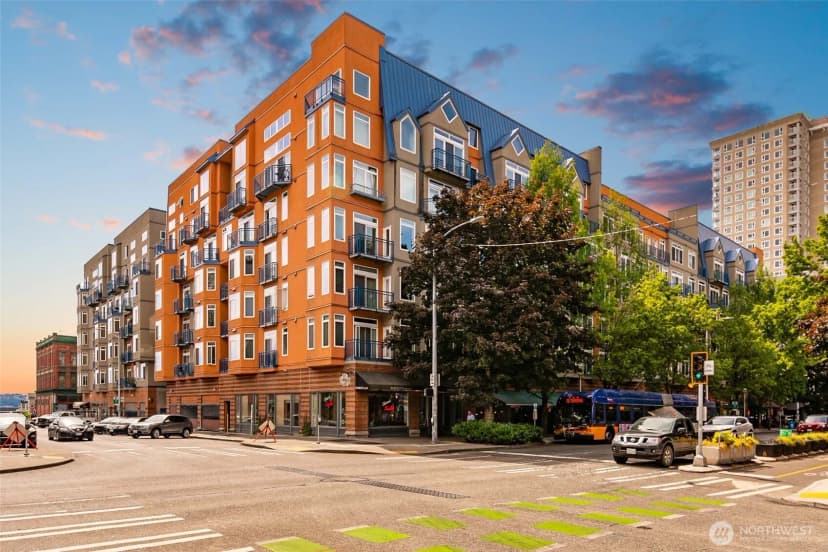 Property photo for 2415 2nd Avenue #427, Seattle