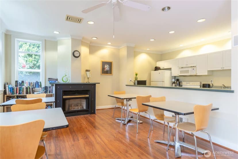 Property photo for 2415 2nd Avenue #427, Seattle photo 18