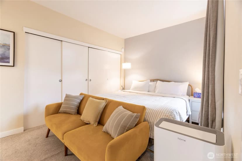 Property photo for 2415 2nd Avenue #427, Seattle photo 9