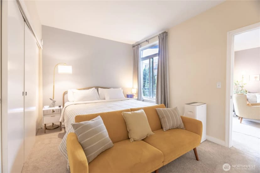 Property photo for 2415 2nd Avenue #427, Seattle photo 10