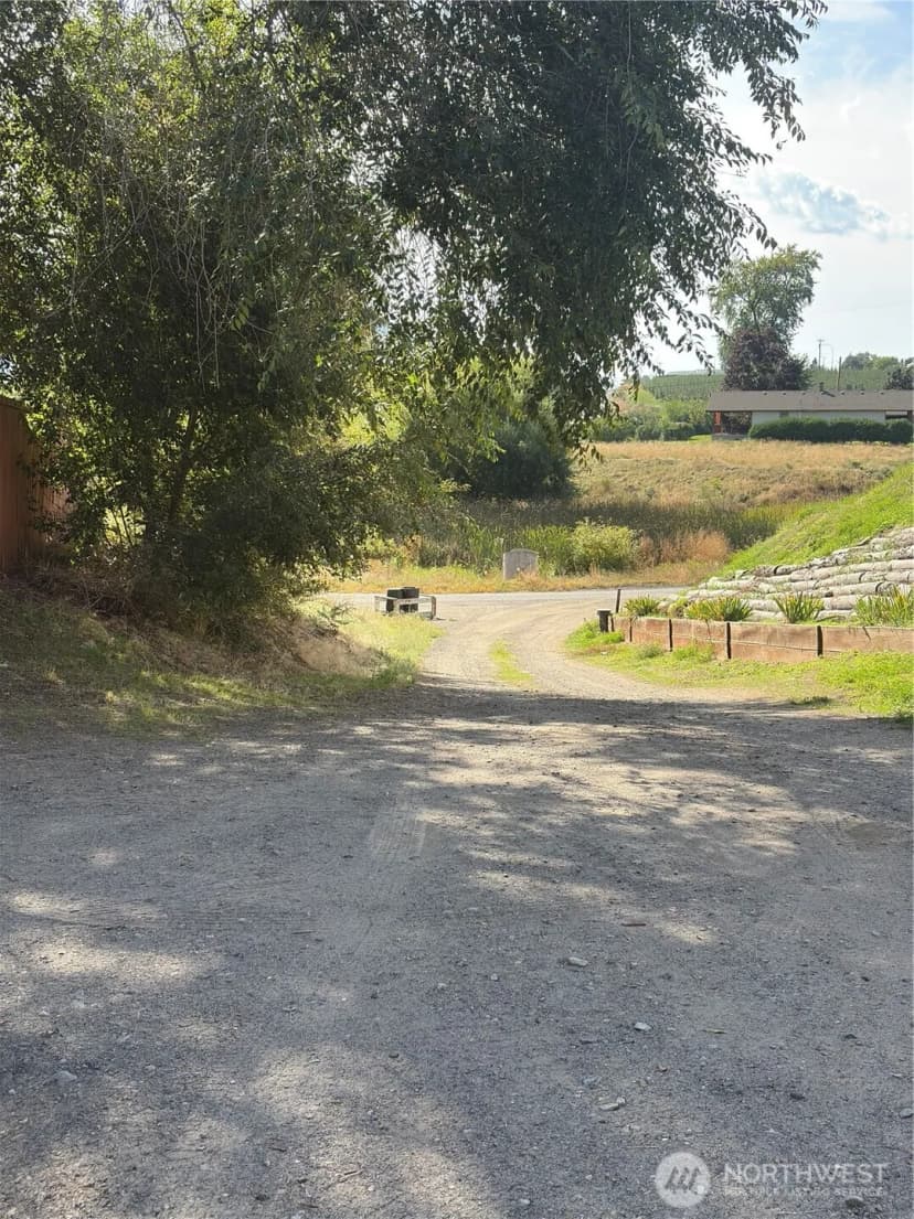 Property photo for 9 Blackler Street, Oroville photo 28