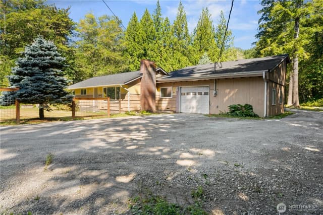 Property photo for 31627 Swede Heaven Road, Arlington photo 2